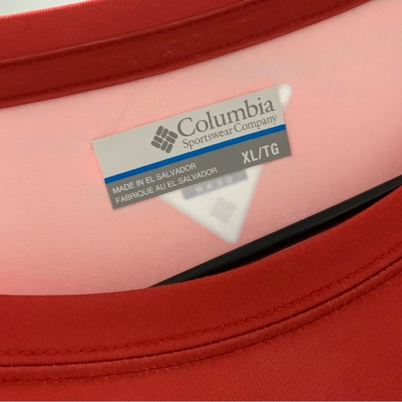 NWOT Men’s Red Columbia Fish American Flag Design Lightweight Long Sleeve Top - Picture 6 of 6